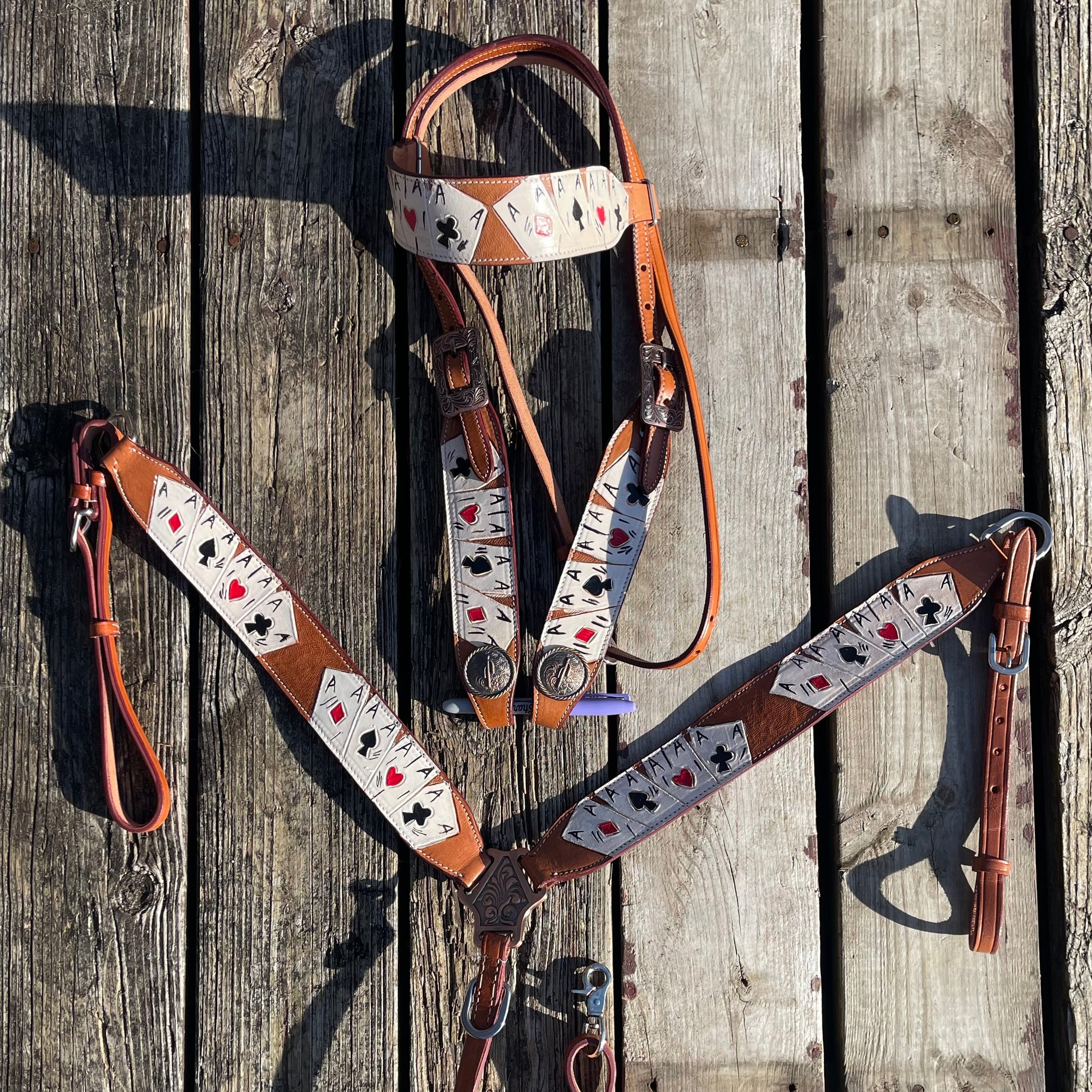 Playing card tack set