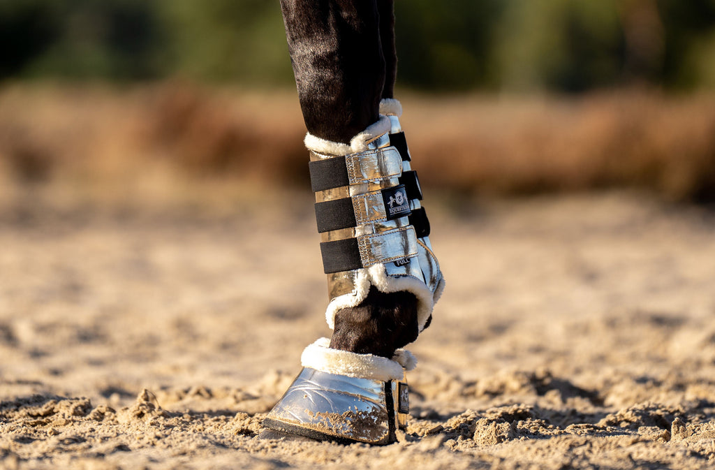Aurum Brushing Boots