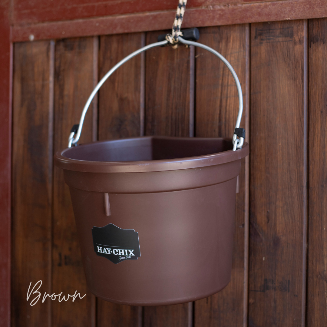The Hay Chix® Favorite Bucket