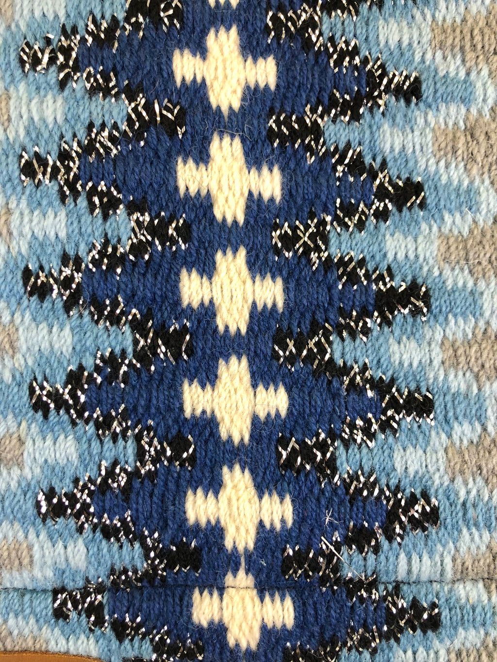 Spine Relief Contour Blanket Woven Blanket Saddle Pad with 100% Pressed Wool Bottom