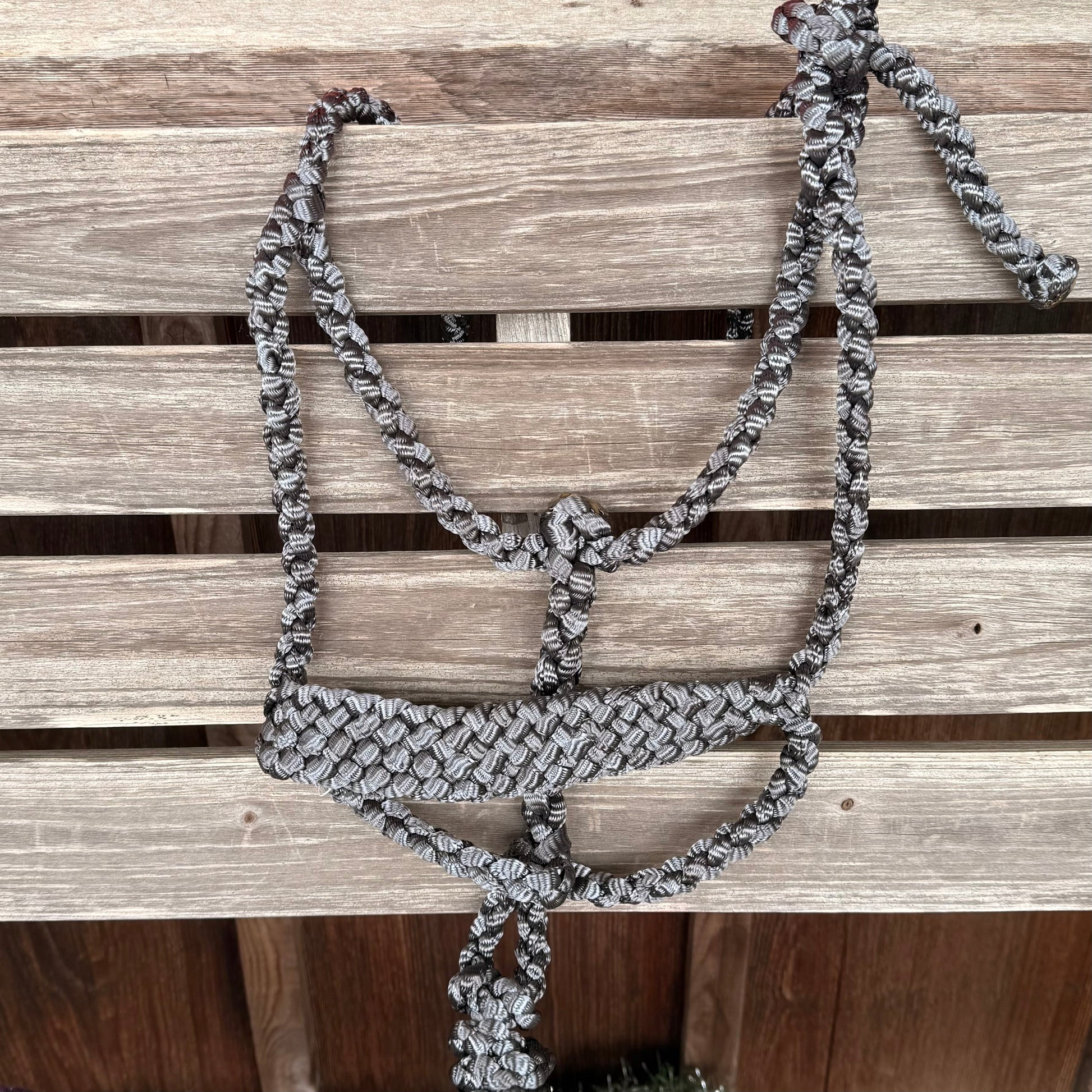 LMB Halter