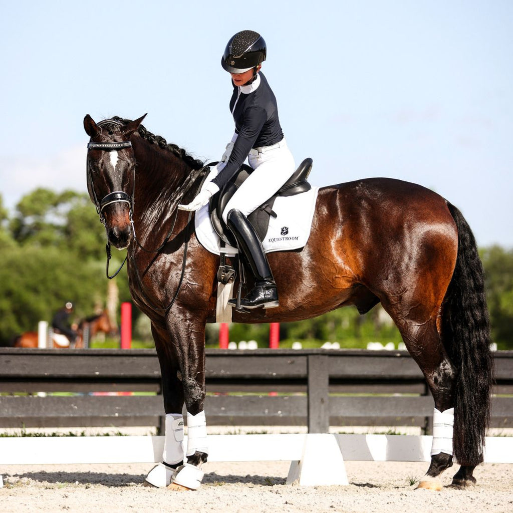 B&W - White Saddle Pad Set