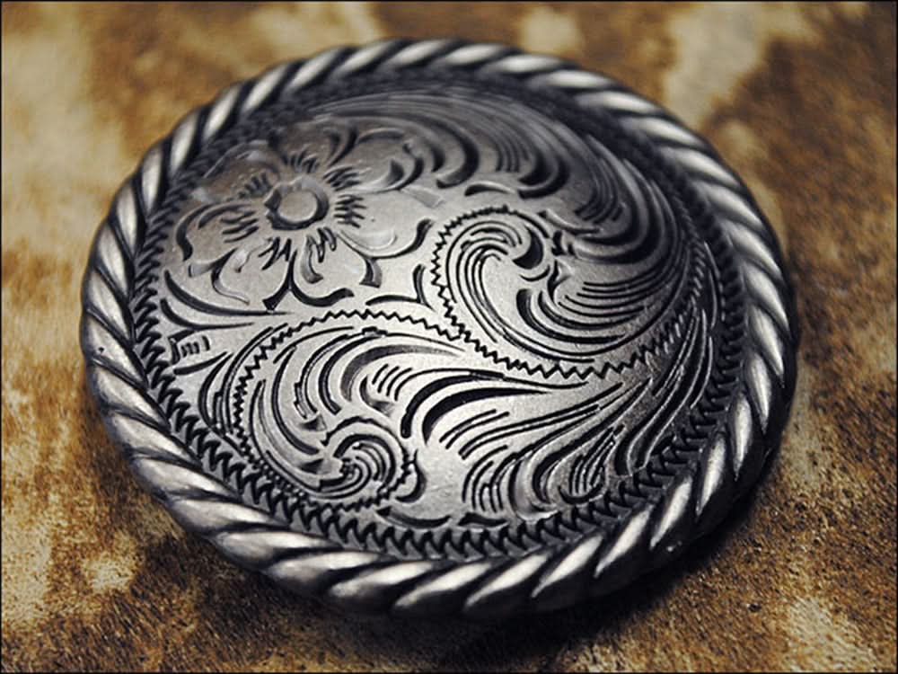 Floral Carvedberry Saddle