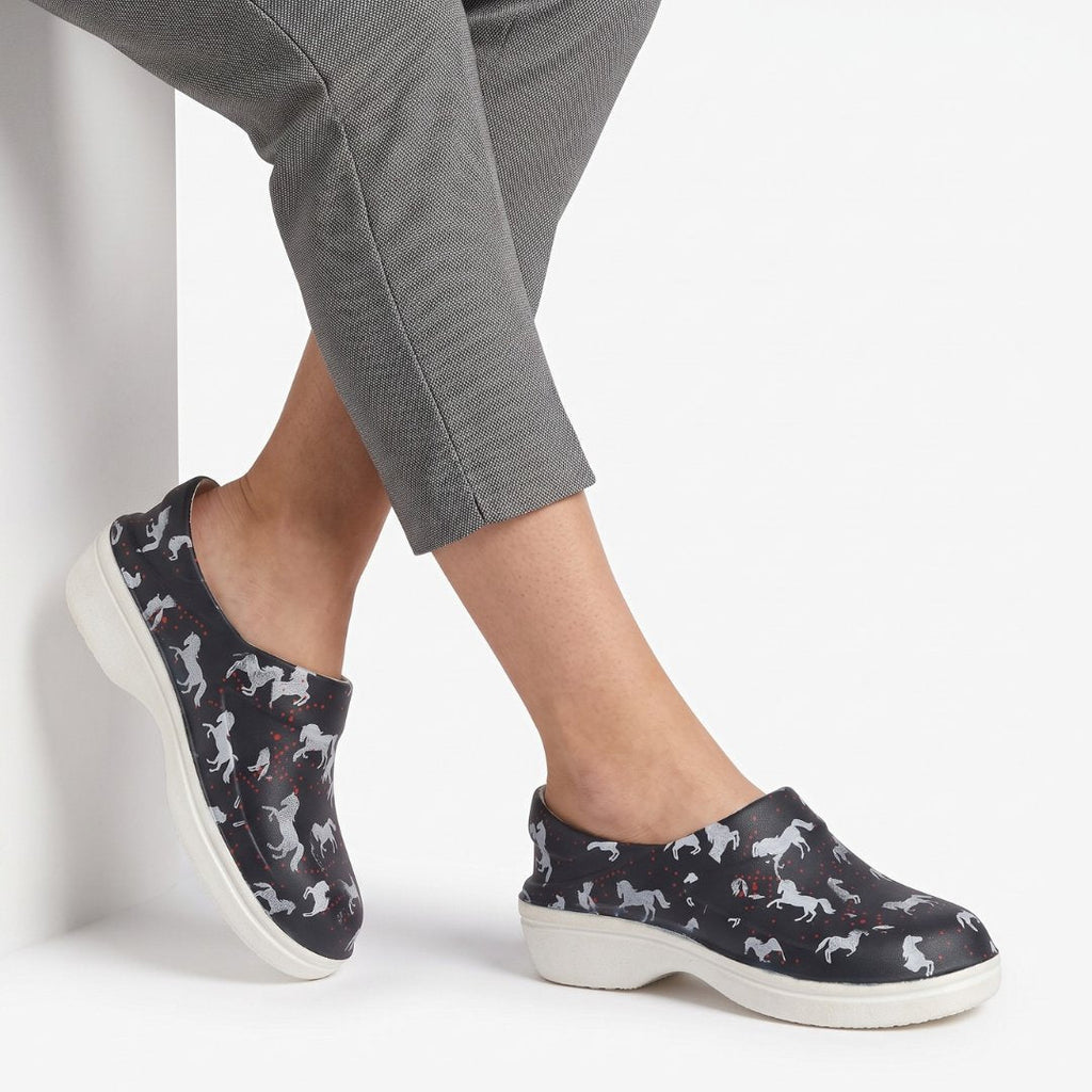 TuffRider BarnMule Ladies WorkLites