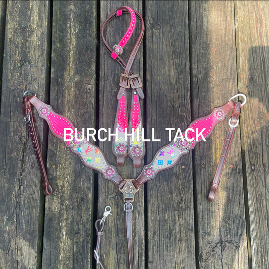 BH Hot pink with luxury fashion tack set