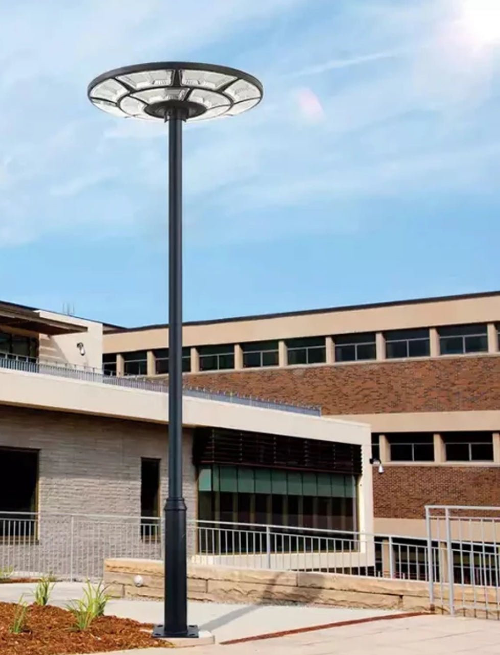 4500W Solar Outdoor Light Round 360° Wide Angle UFO Garden Pole And Wall Street Lights with Remote