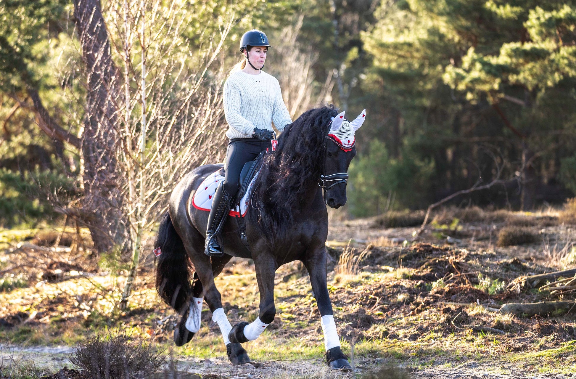 Queen Of Hearts Saddle Pad