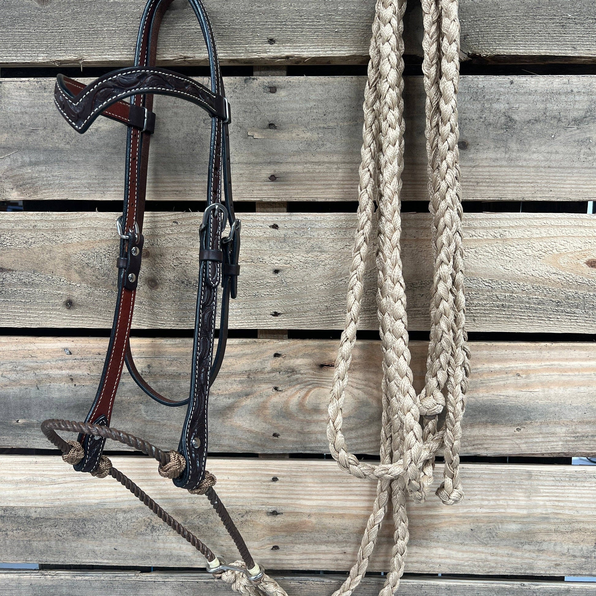 Dark Oil Floral V-Brow Tan Loping Hackamore