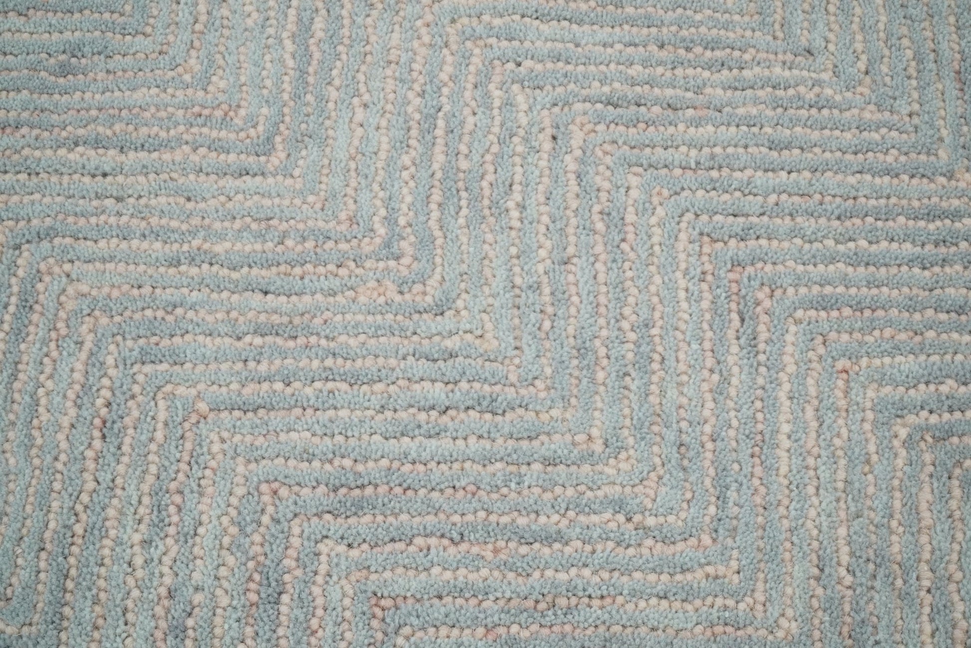 Gray Modern Style Hand Tufted Wool Area Rug