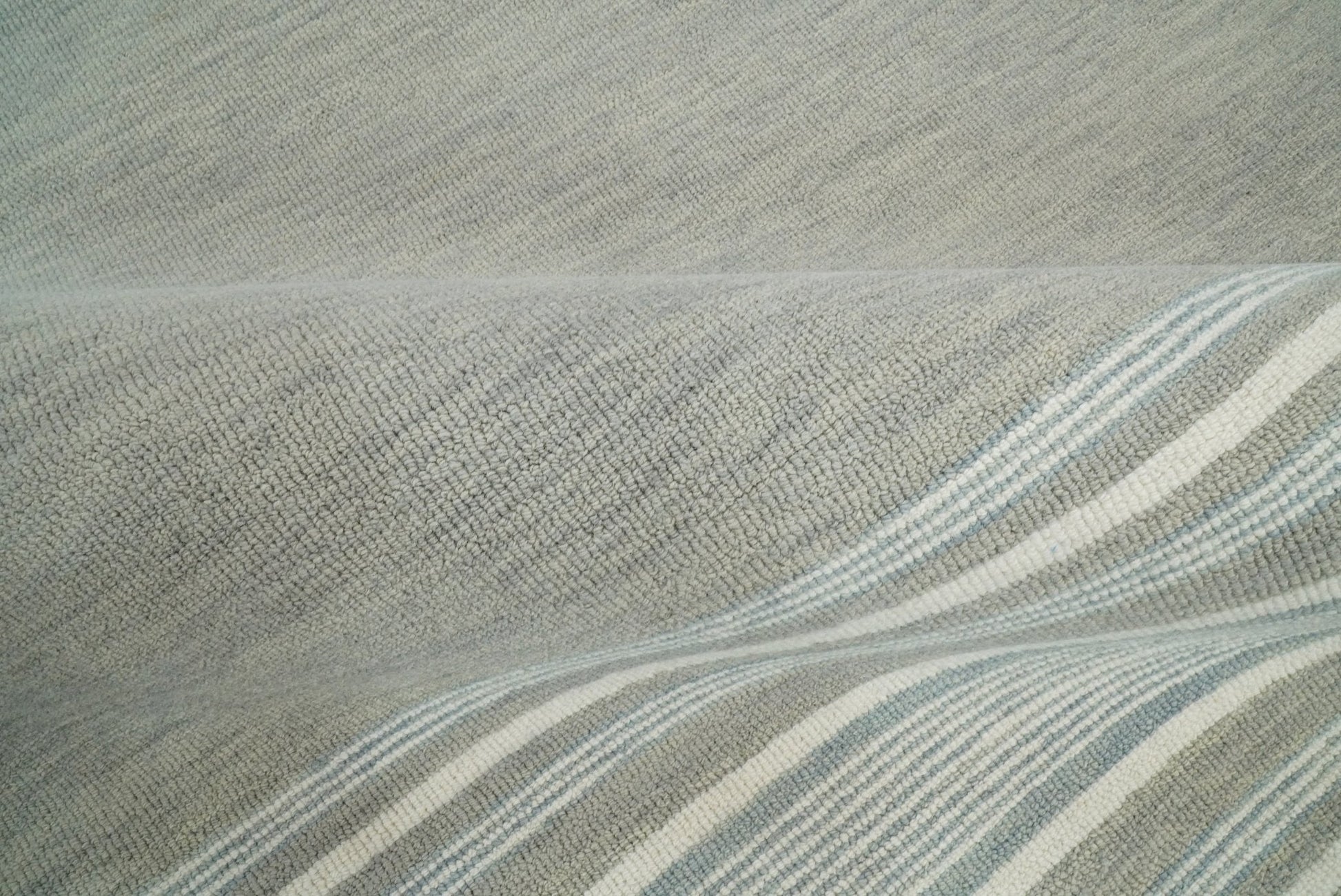 Gray Modern Style Hand Tufted Wool Area Rug