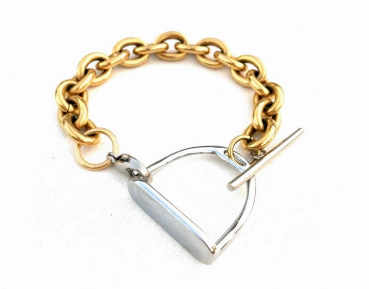 Awst Int'l Two-tone Chunky Stirrup Bracelet