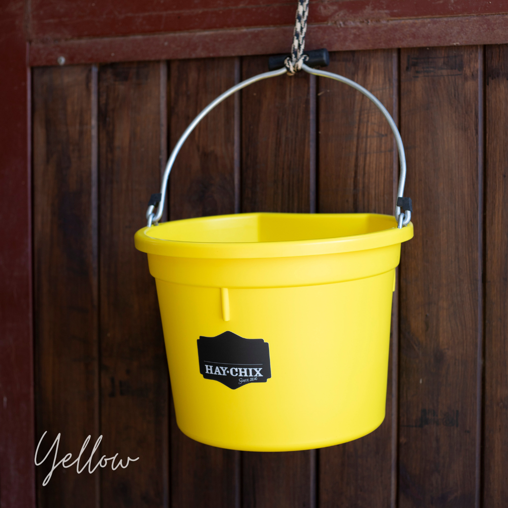The Hay Chix® Favorite Bucket