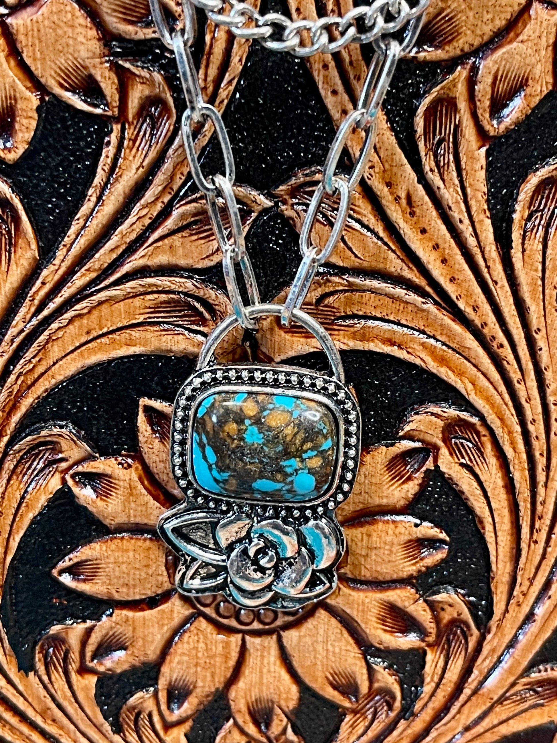 Turquoise Stone Flower Layer Necklace
