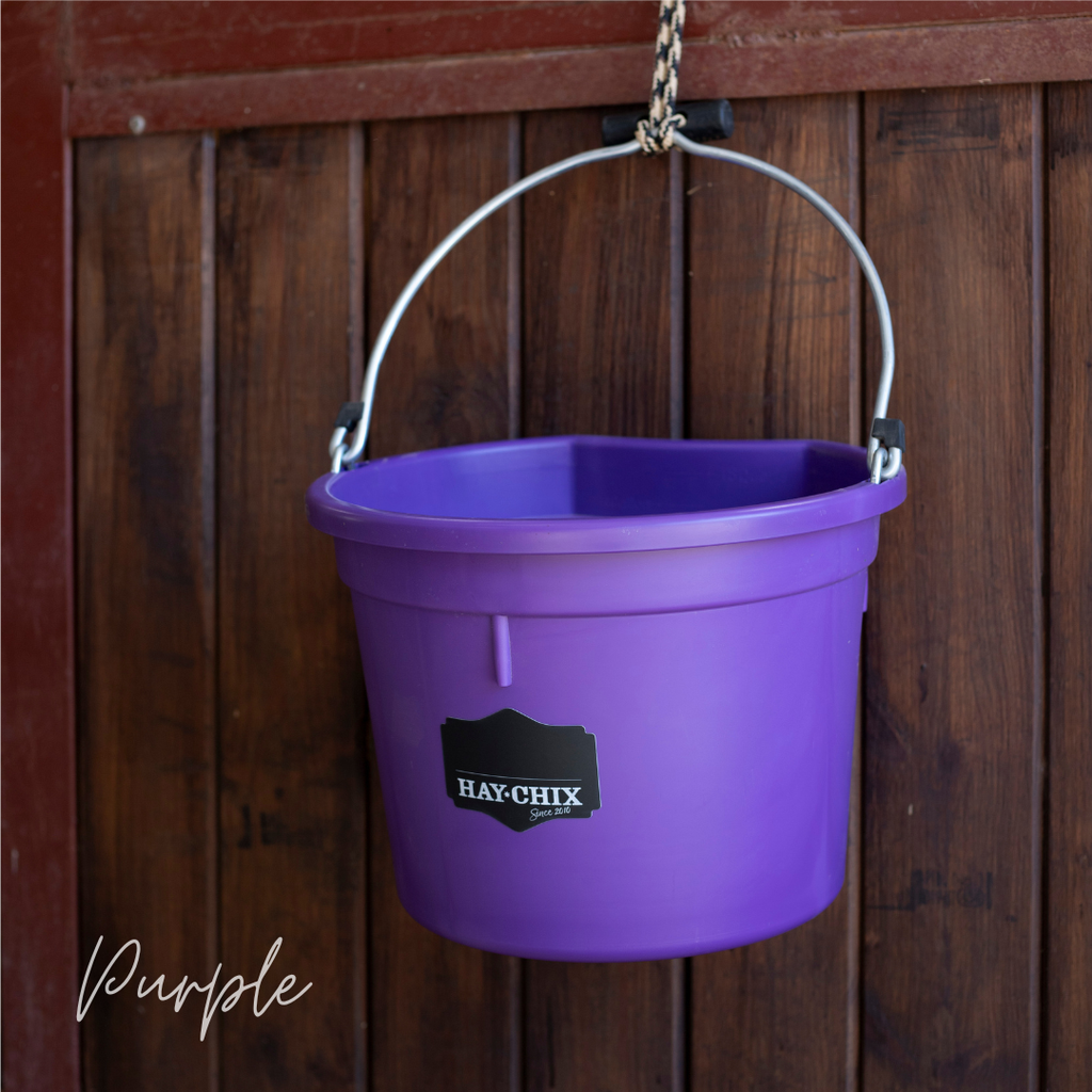 The Hay Chix® Favorite Bucket