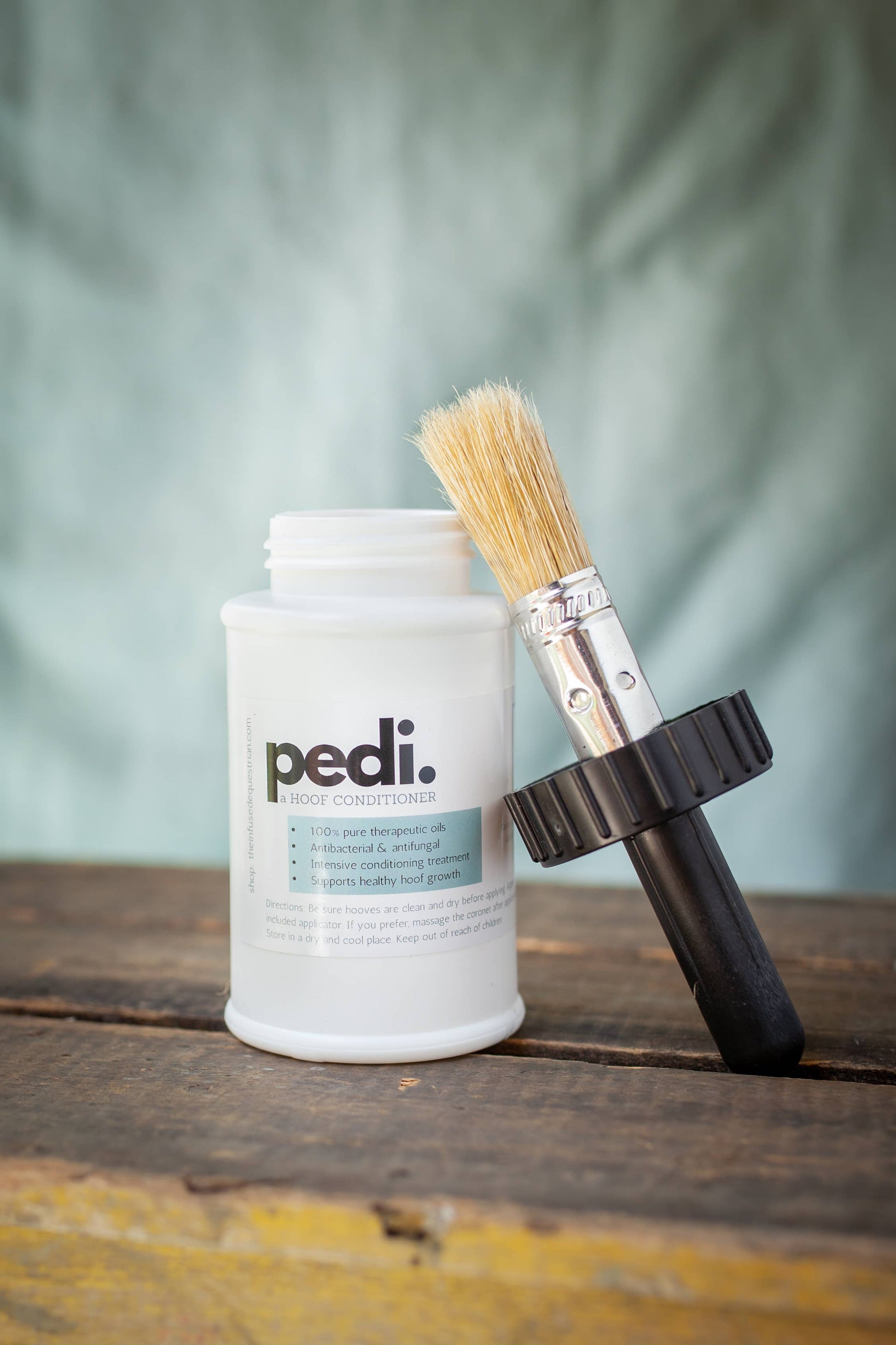 Pedi. A Hoof Conditioner (half pint/pint)