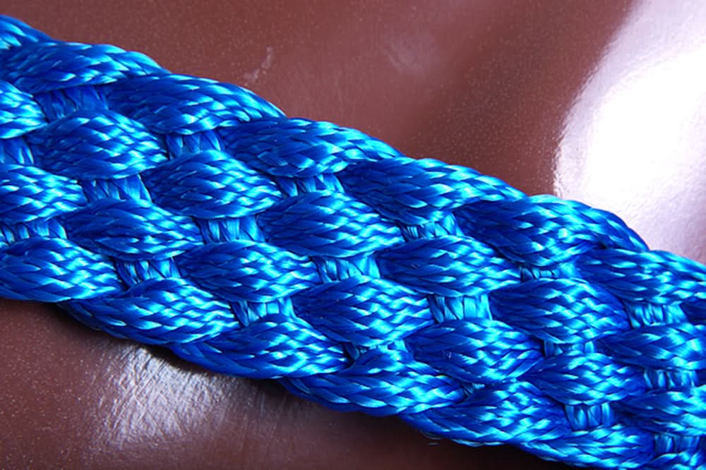 Long-Lasting Braided Rope Horse Halter With 8-Foot Lead For Daily Handling Blue