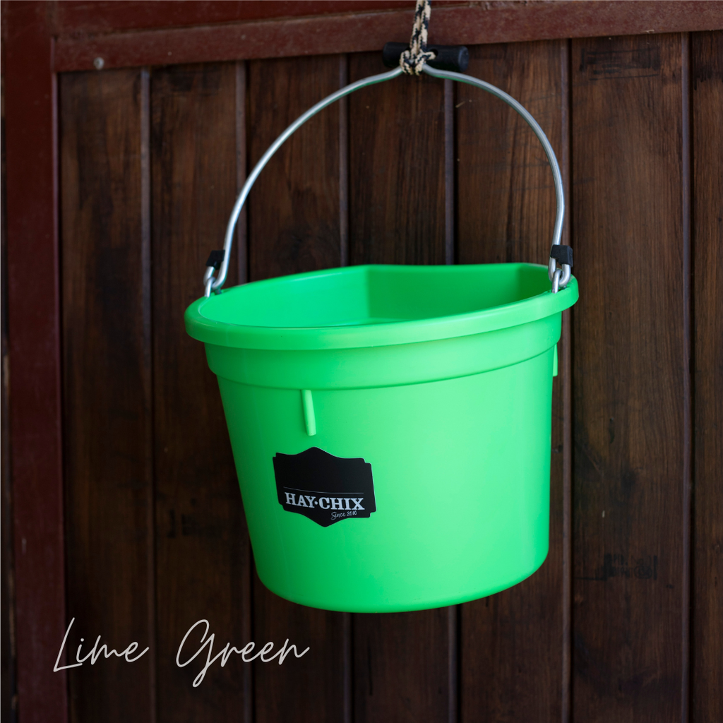 The Hay Chix® Favorite Bucket