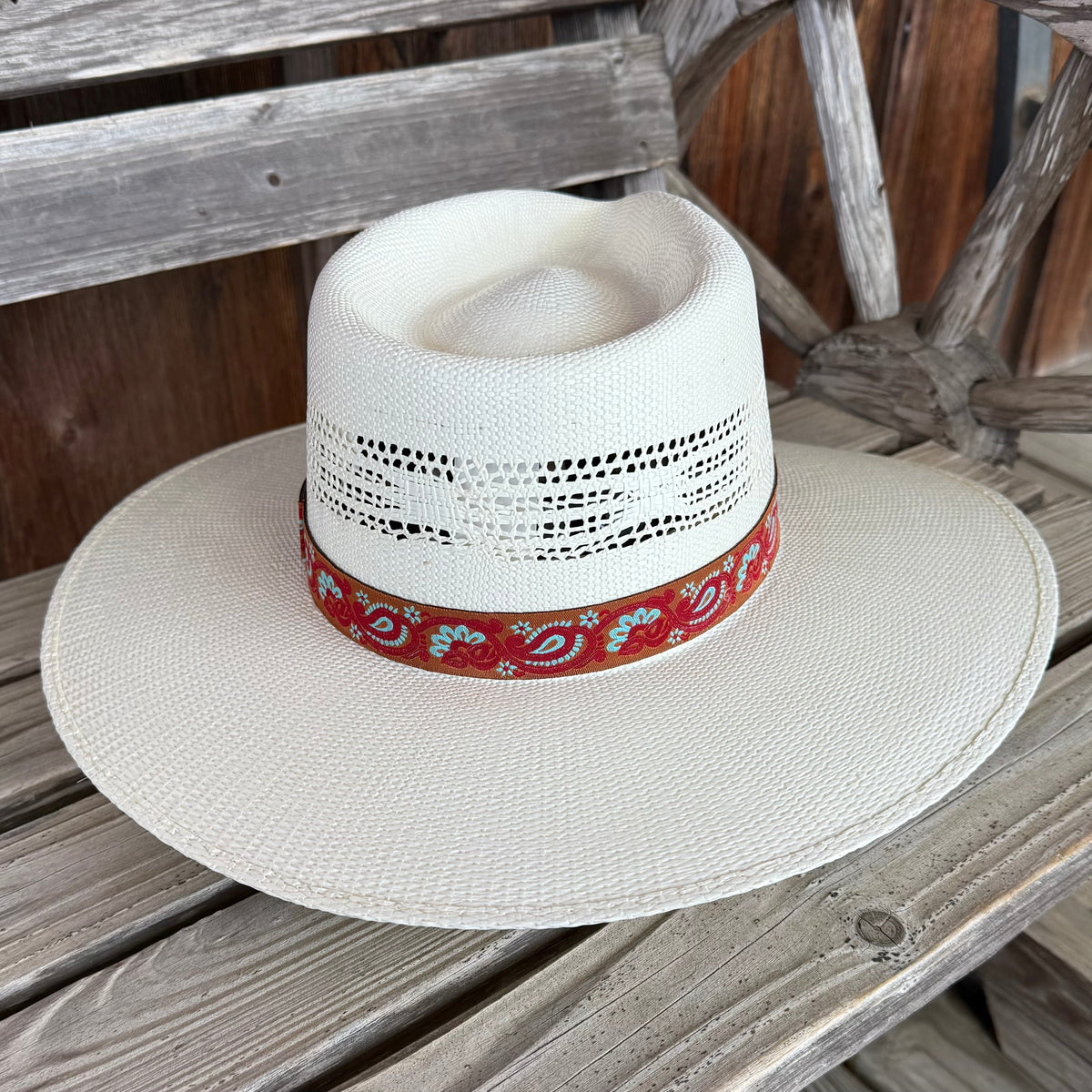 Pinched Front Hat | Twister