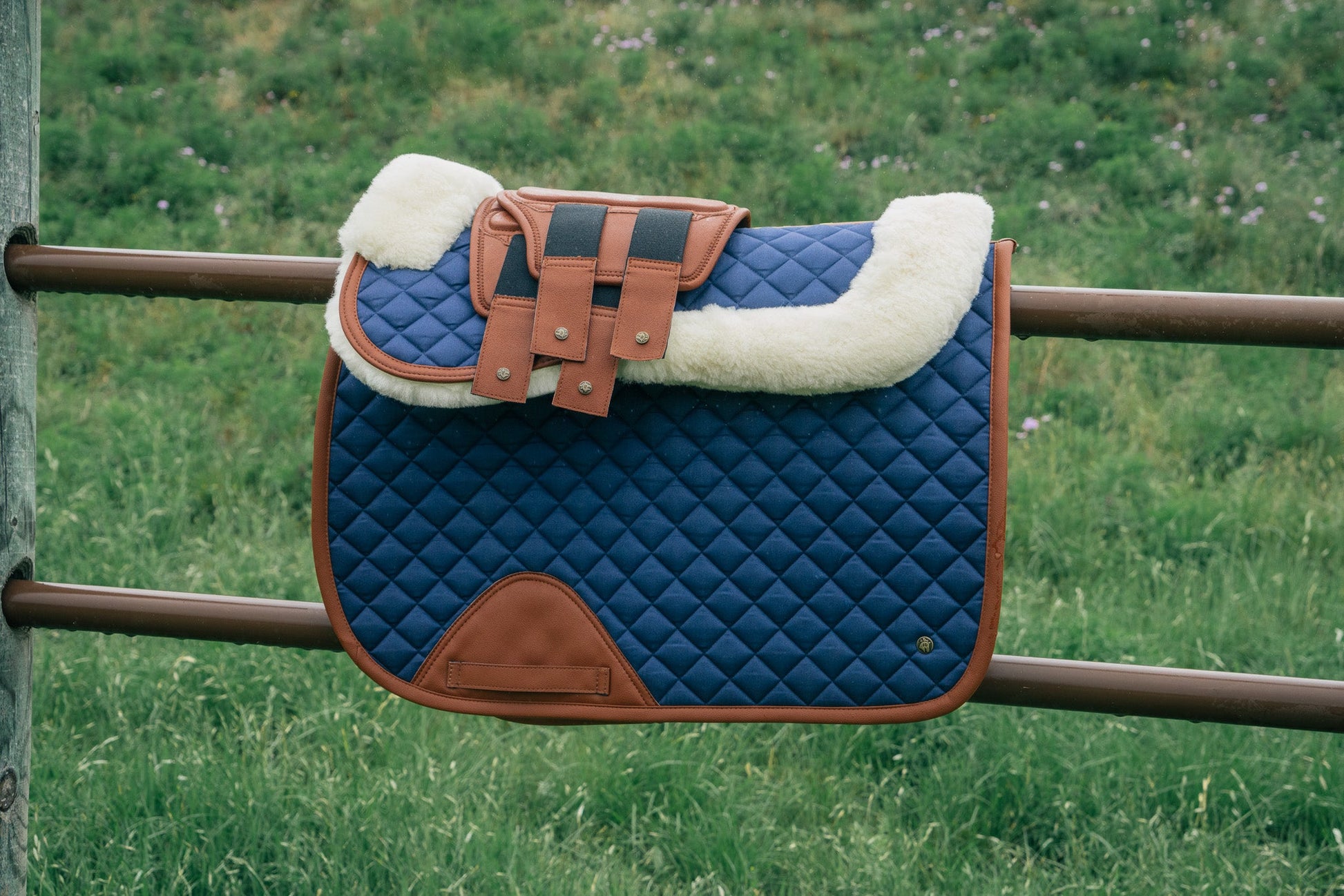 Merino Wool Fleece Half Pad, Navy & Cognac