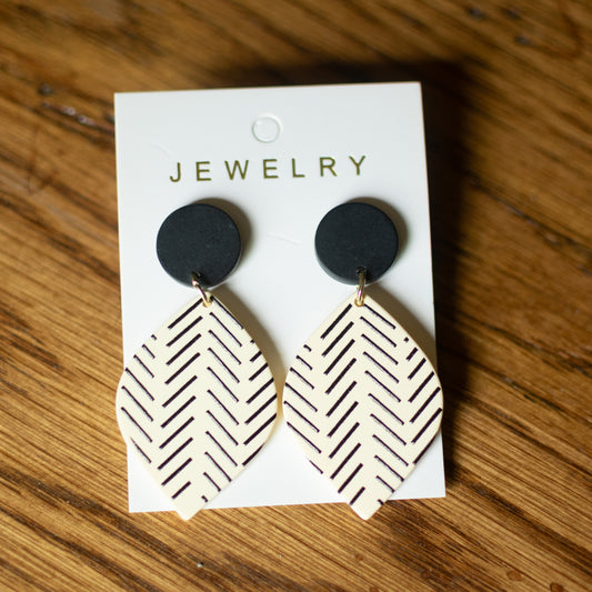 Black/white Leaf drop earrings