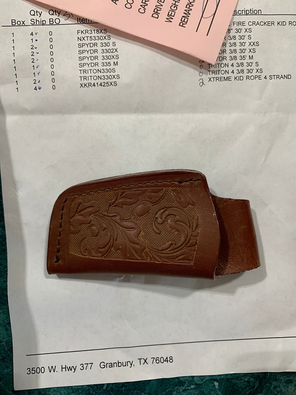 FUNDA DE BAQUETA
