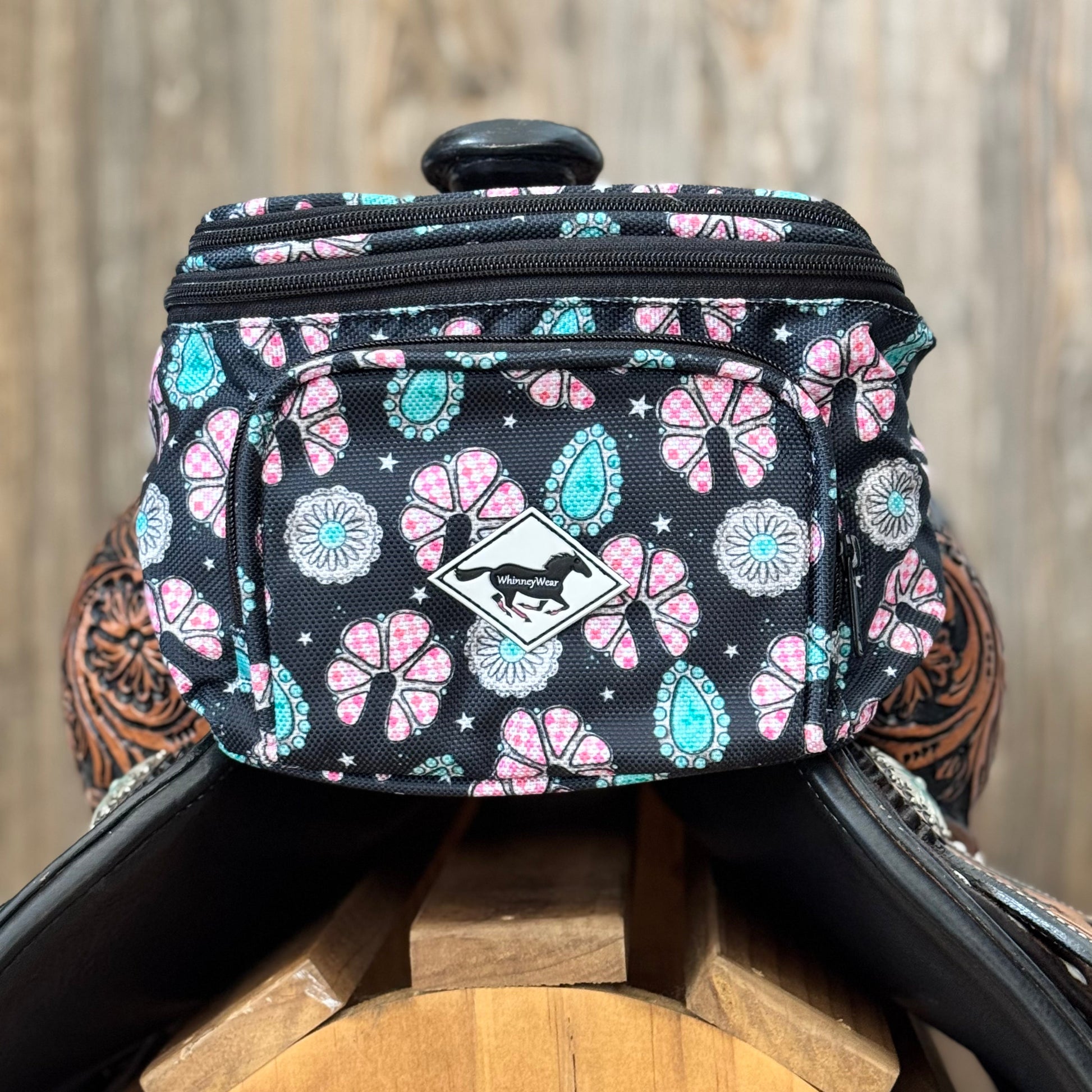 Betty Blossoms Pommel Pack