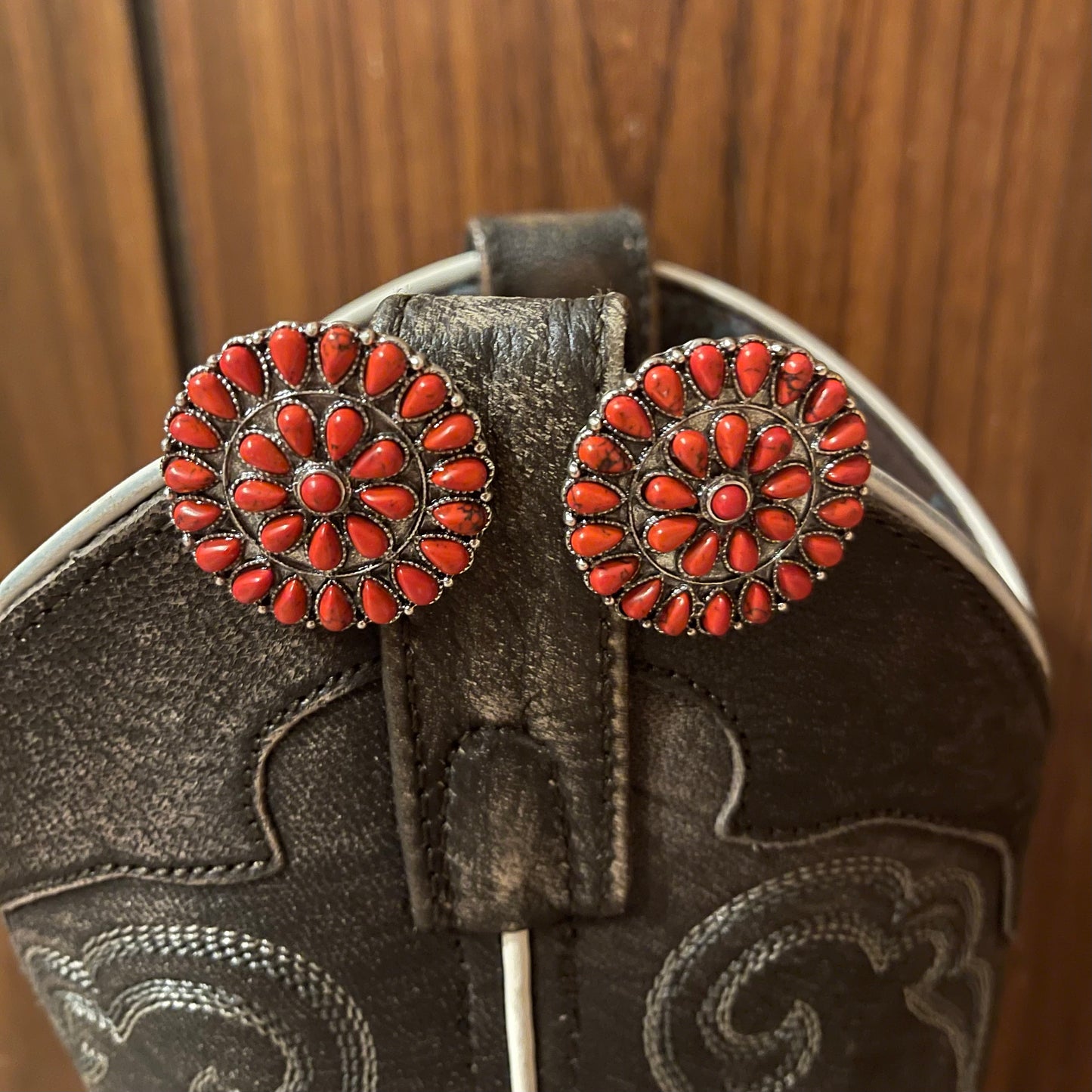 Red Vinatge circle earrings