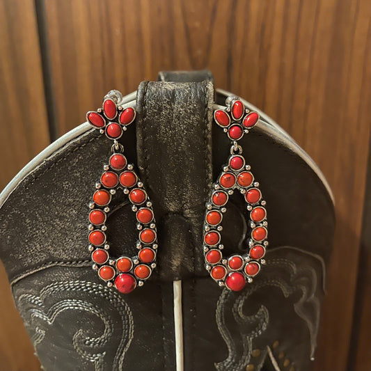 Red water droplet vintage earrings