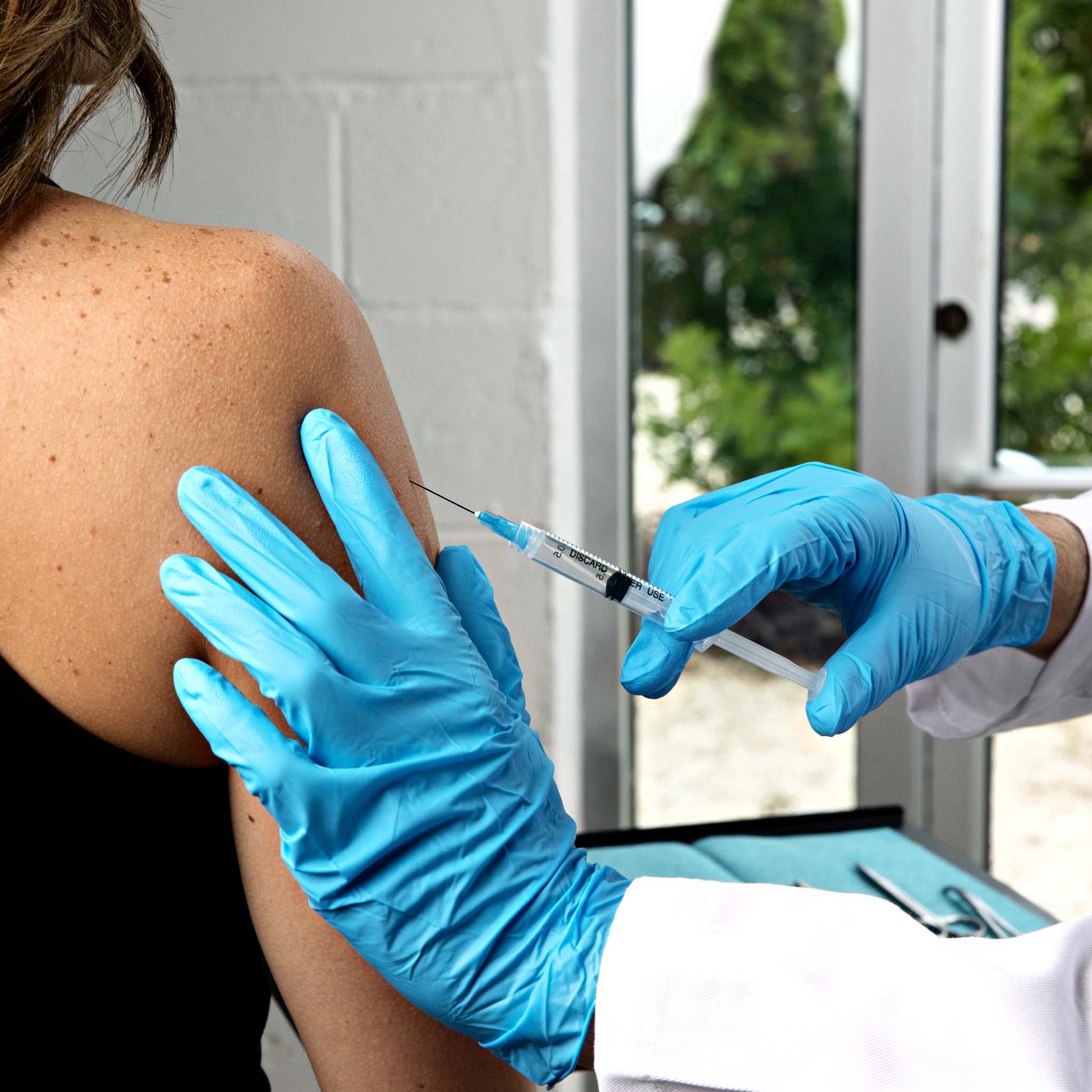 HandCare Blue Nitrile Gloves - Exam Grade, Powder Free (4 Mil), 1,000 Gloves - BOGO 20% OFF