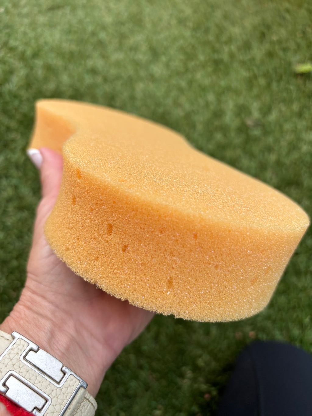 Essential Oil Coat Conditioner Peach and Honey with Sponge applicator