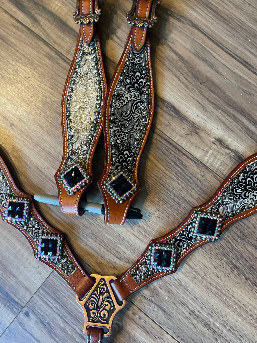Brown leather tack set with black &white accents