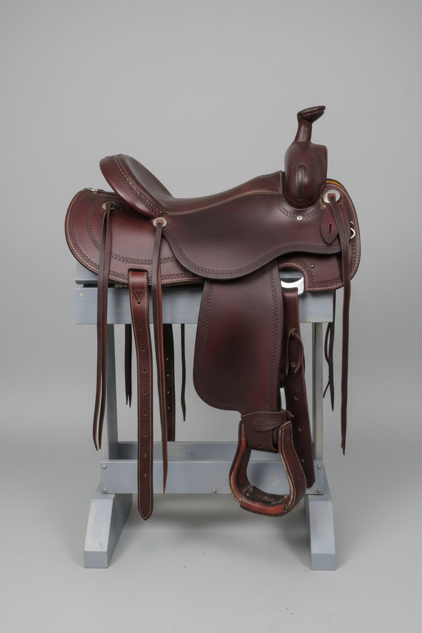 Saddle Stand / Gray Weathered Stain / satin finish