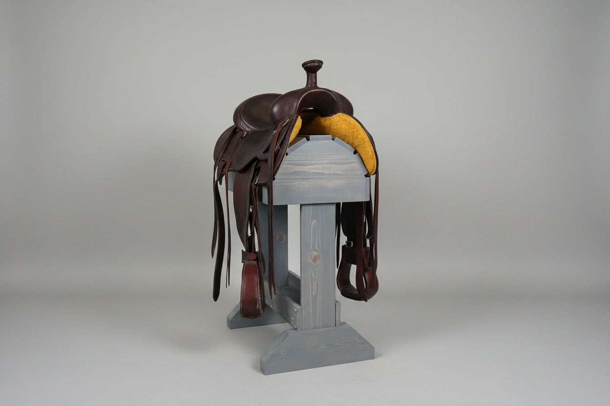 Saddle Stand / Gray Weathered Stain / satin finish