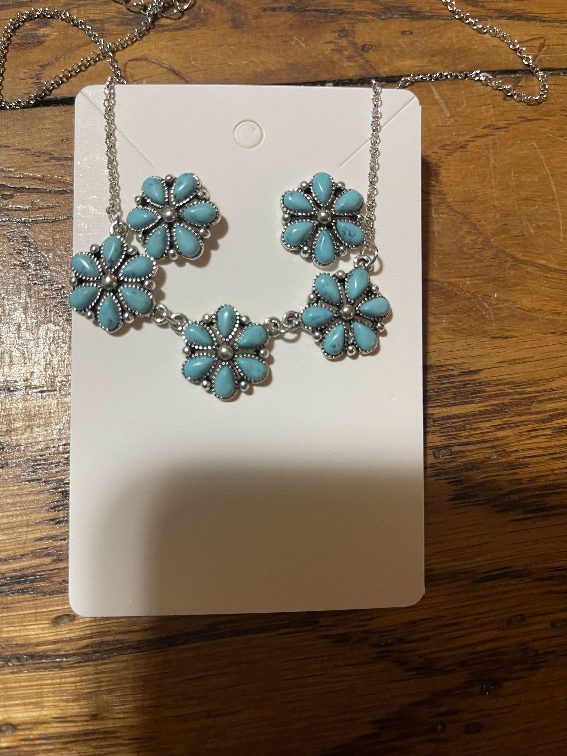 Boho Turquoise floral earrings and necklace set