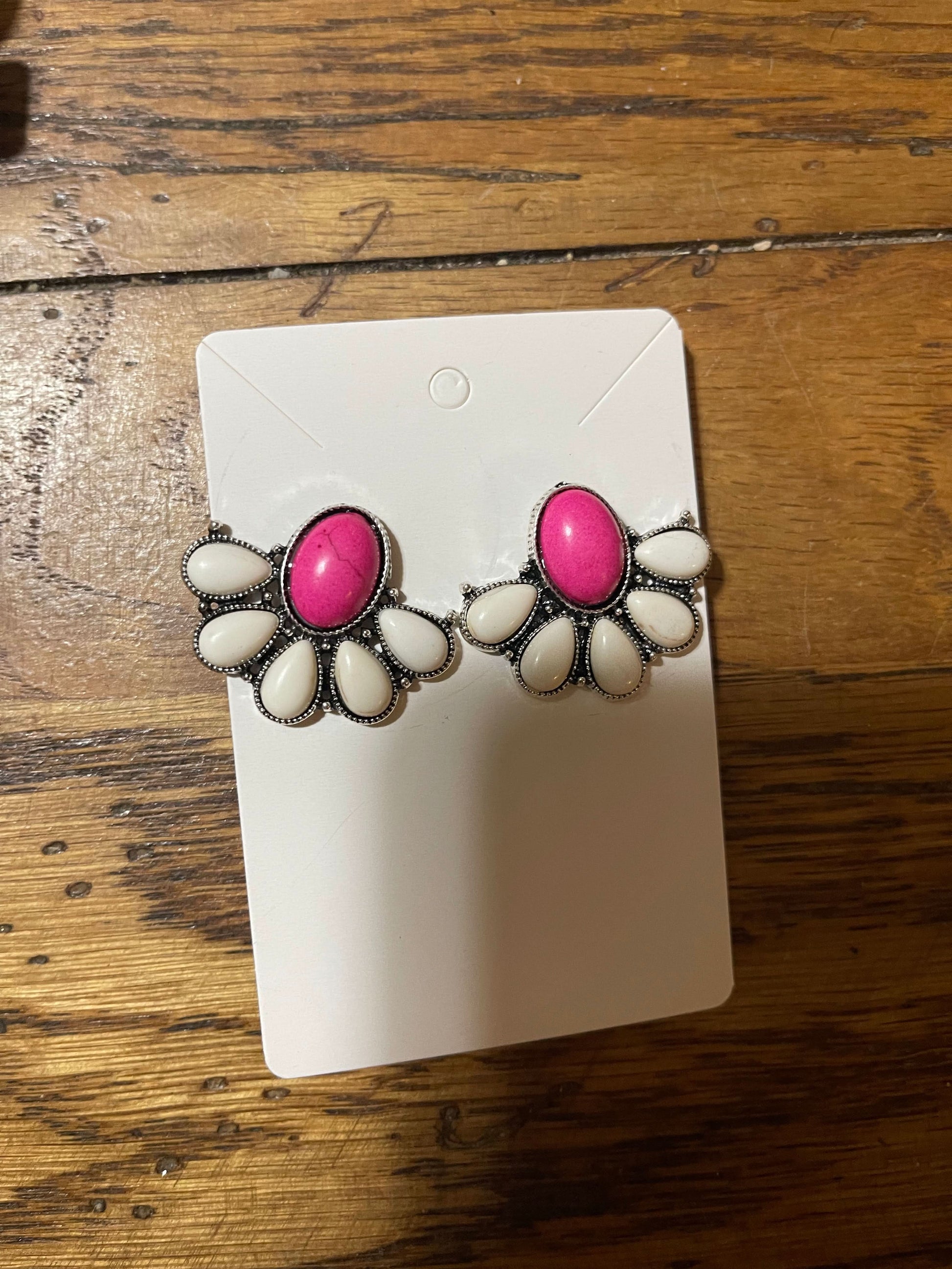 Pink tear floral earrings