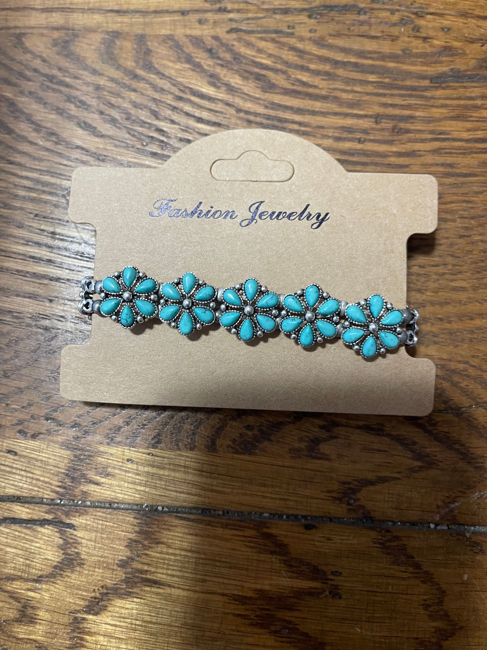 Floral stackable bracelet