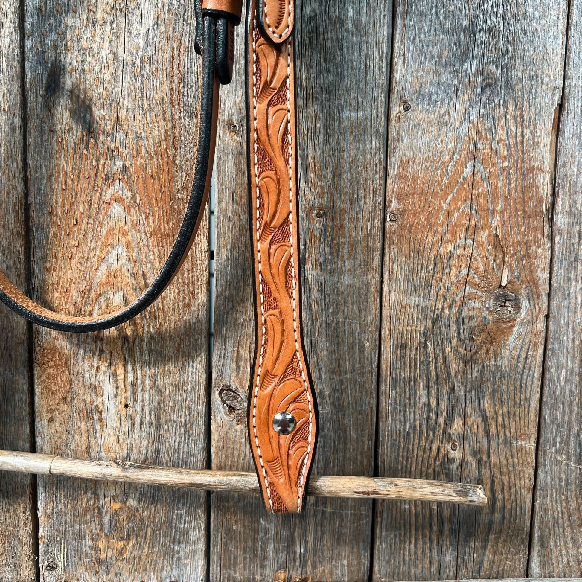 Floral V Browband Light Oil Headstall / Bridle