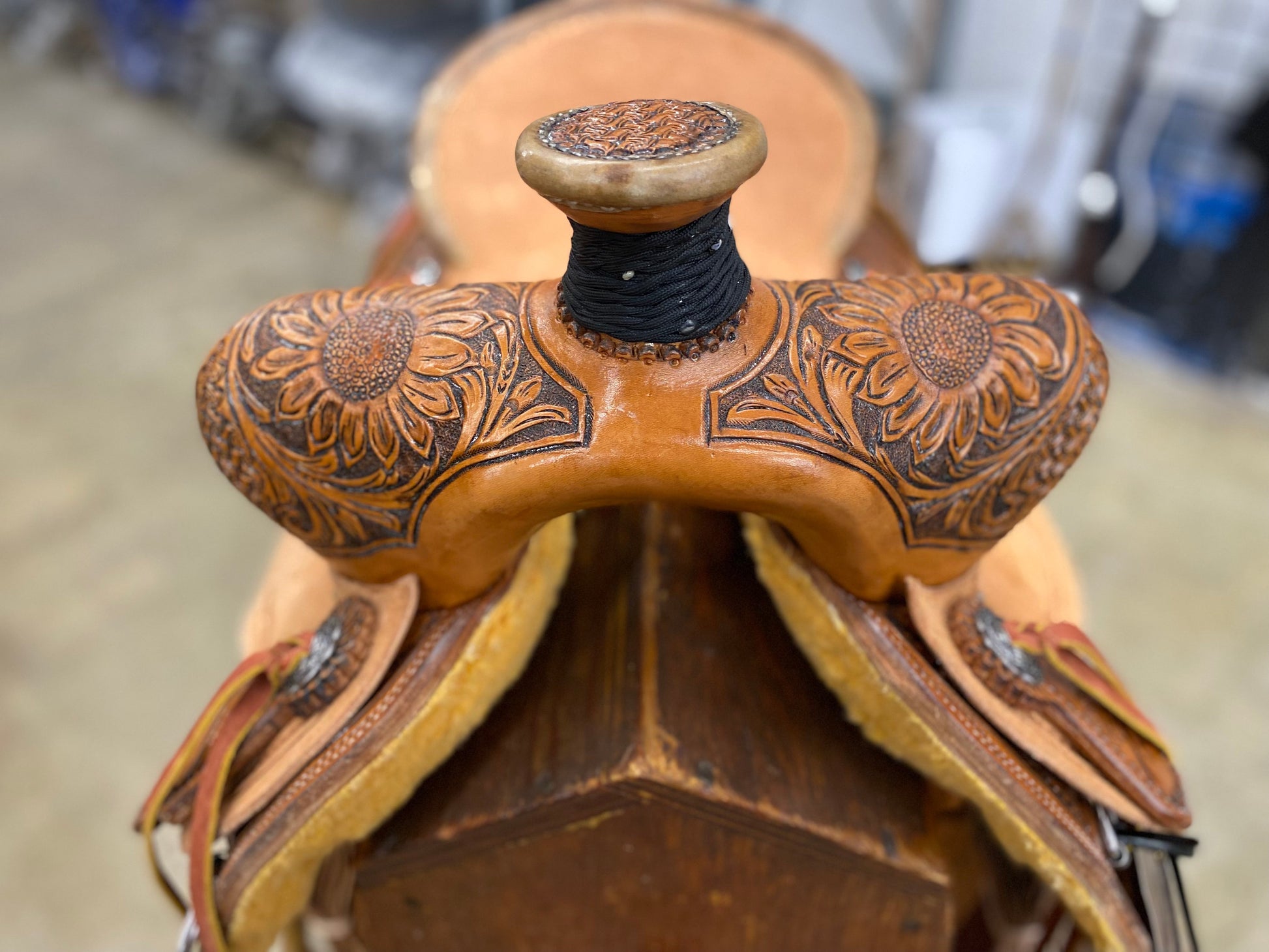 15" Cowgirl Delux