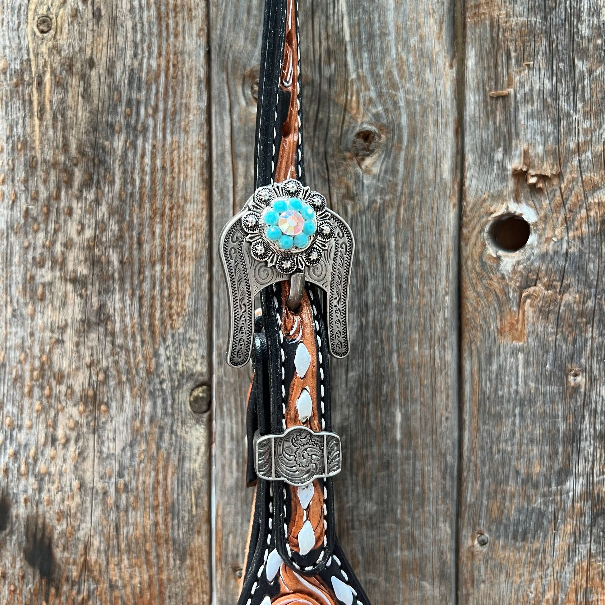 Classic Red and Turquoise Browband / One Ear Tack Set #BBBC436