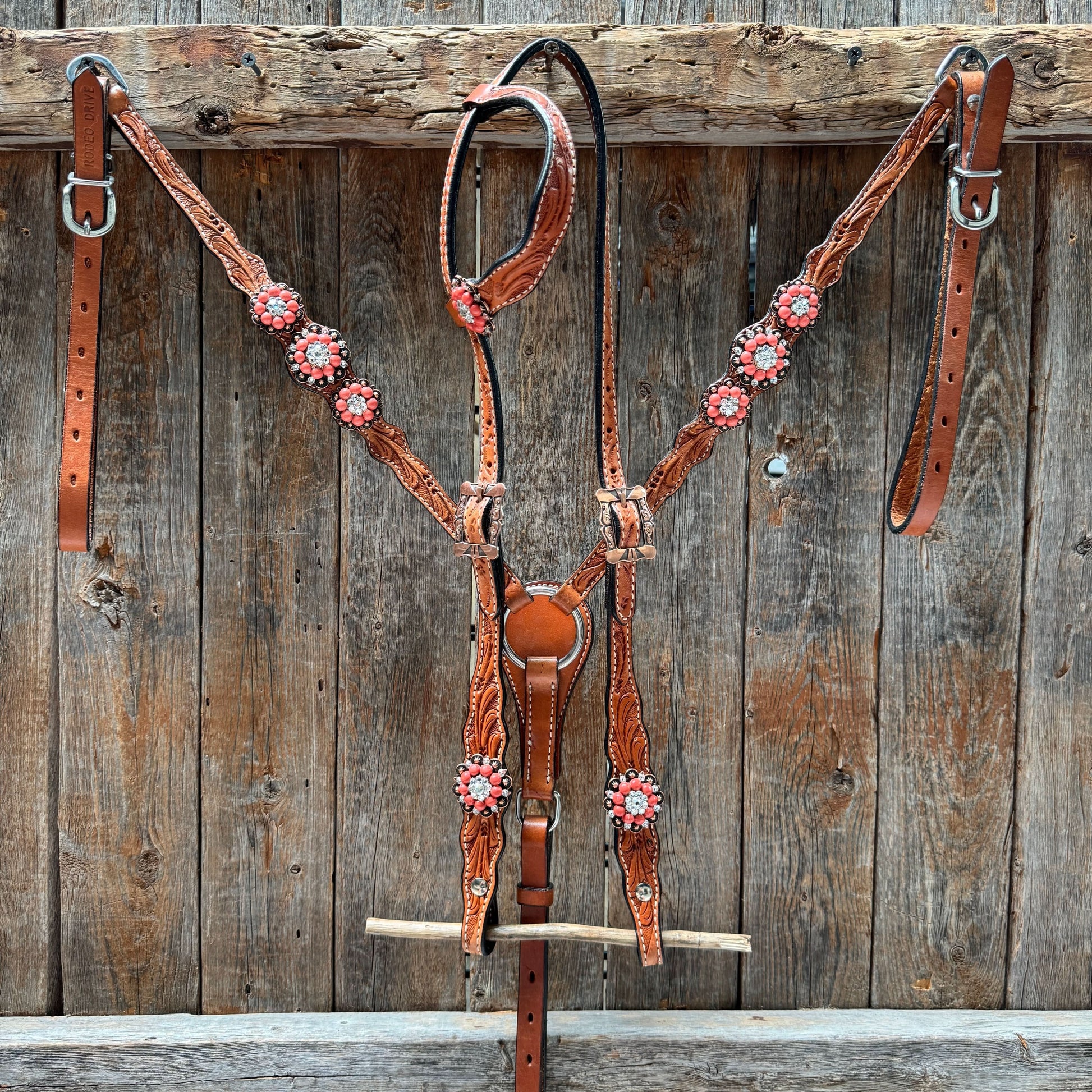 Light Oil Floral Coral, Clear One Ear & Breastcollar Tack Set #OEBC675