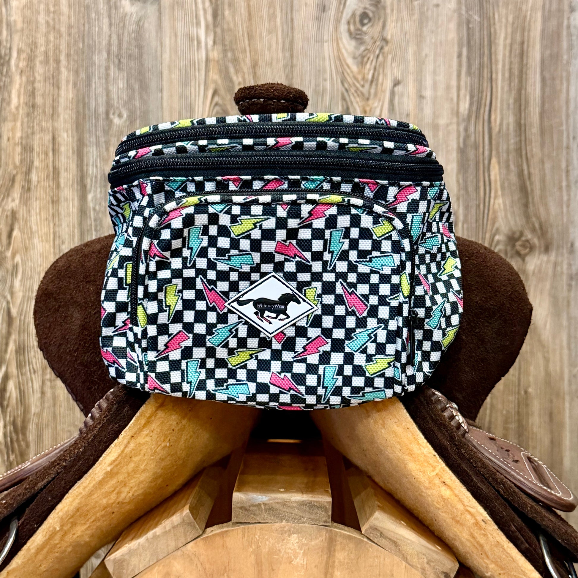 Finish Line Pommel Pack – Saddle Pommel Bag | WhinneyWear