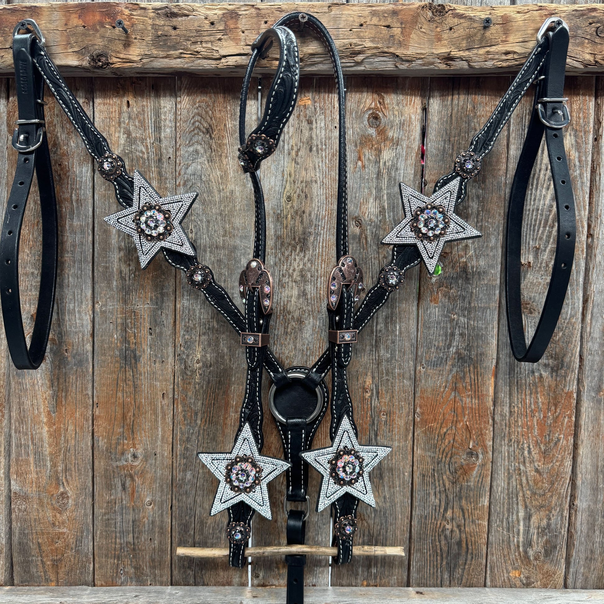 Black Oil Floral Jet and Stars Browband/One Ear Breastcollar Tack Set #BBBC679