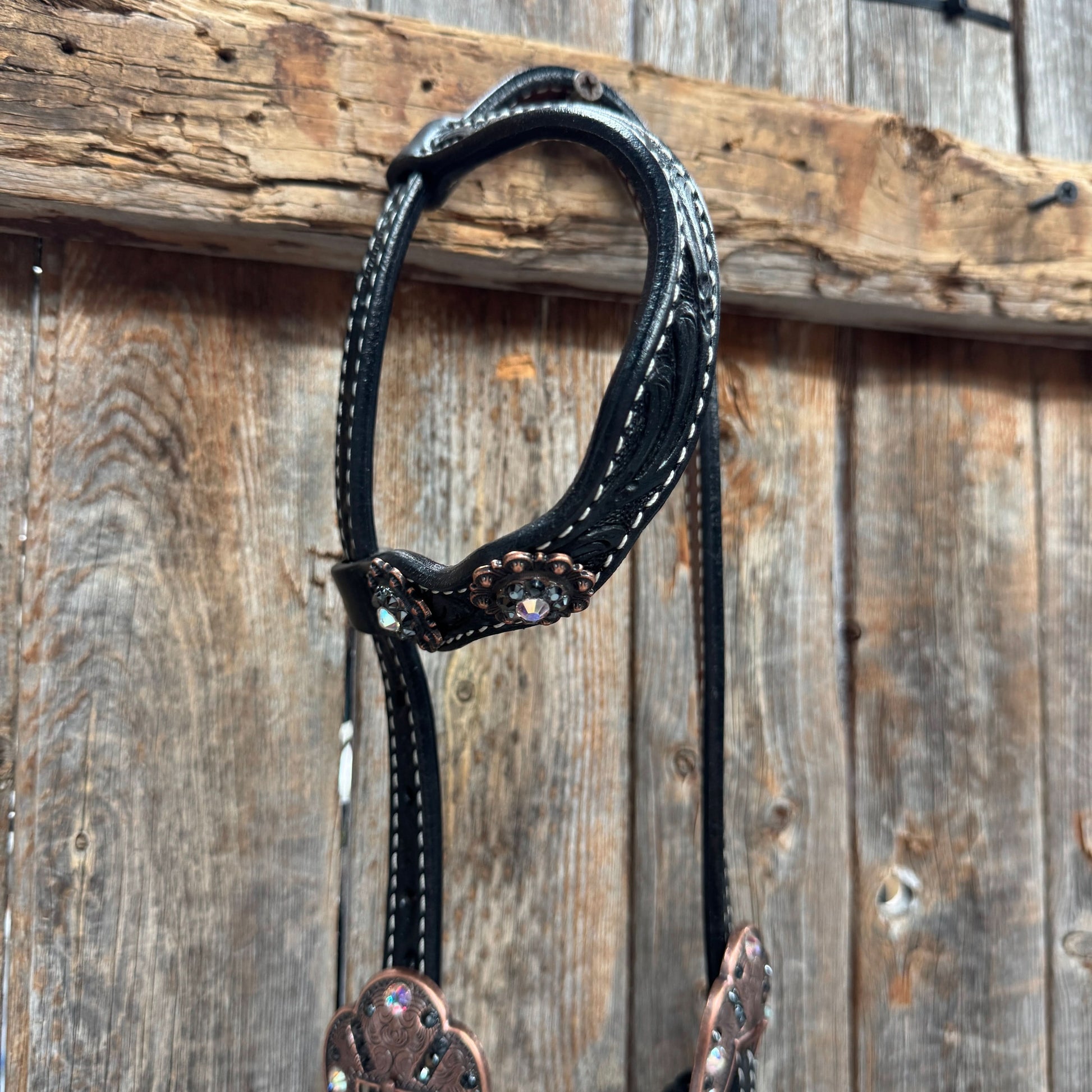 Black Oil Floral Jet and Stars Browband/One Ear Breastcollar Tack Set #BBBC679
