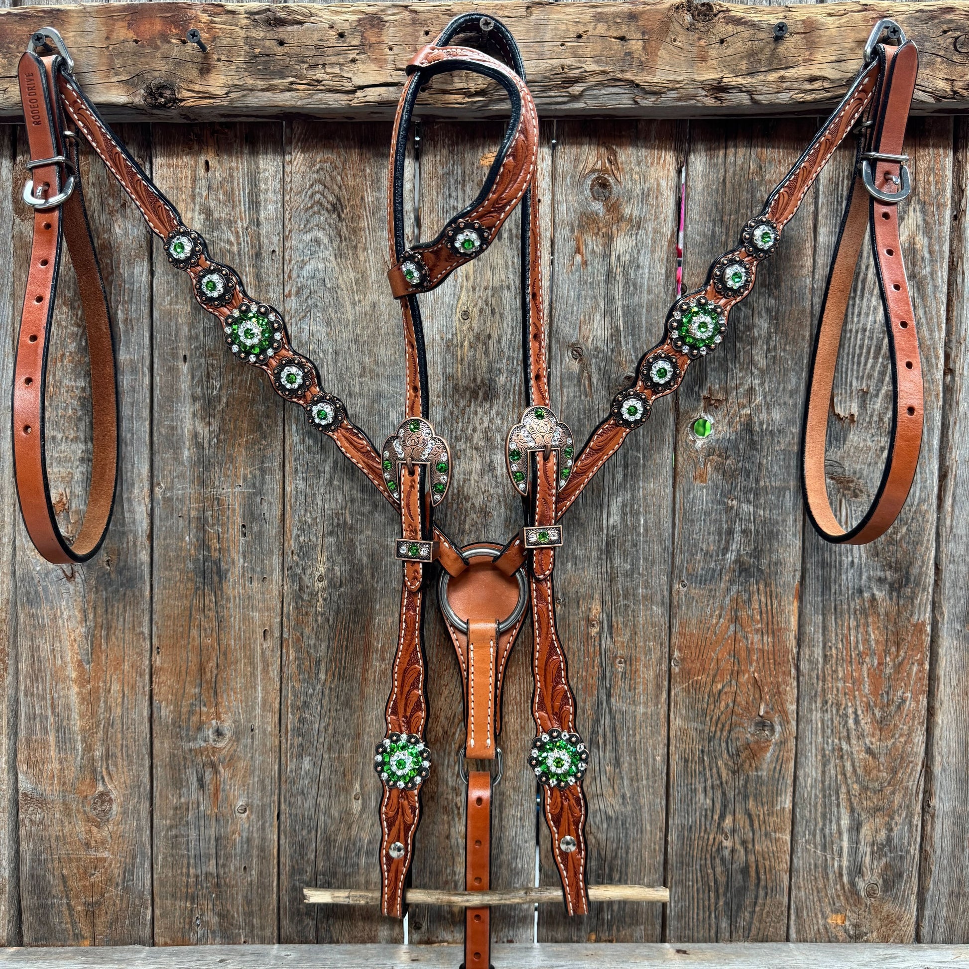Light Oil Floral Fern, Clear Browband/One Ear Breastcollar Tack Set #BBBC677