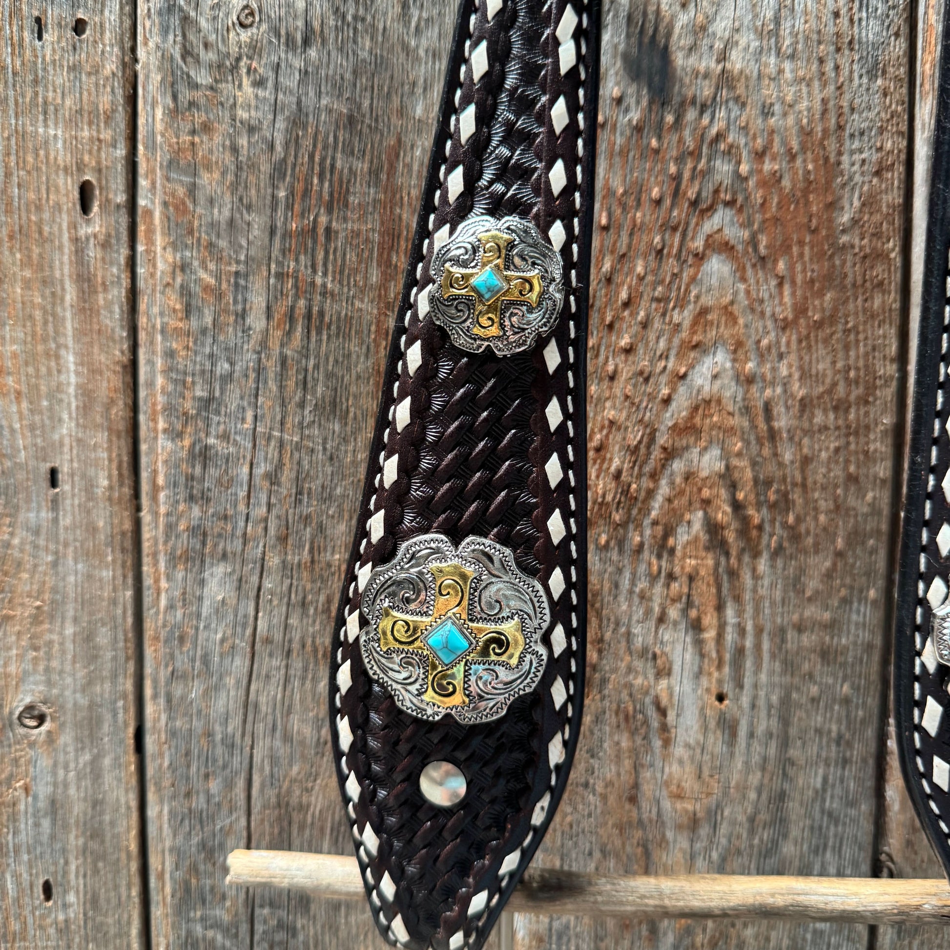 Dark Oil Buckstitch Gold Cross Browband/One Ear and Breastcollar Tack Set #BBBC401