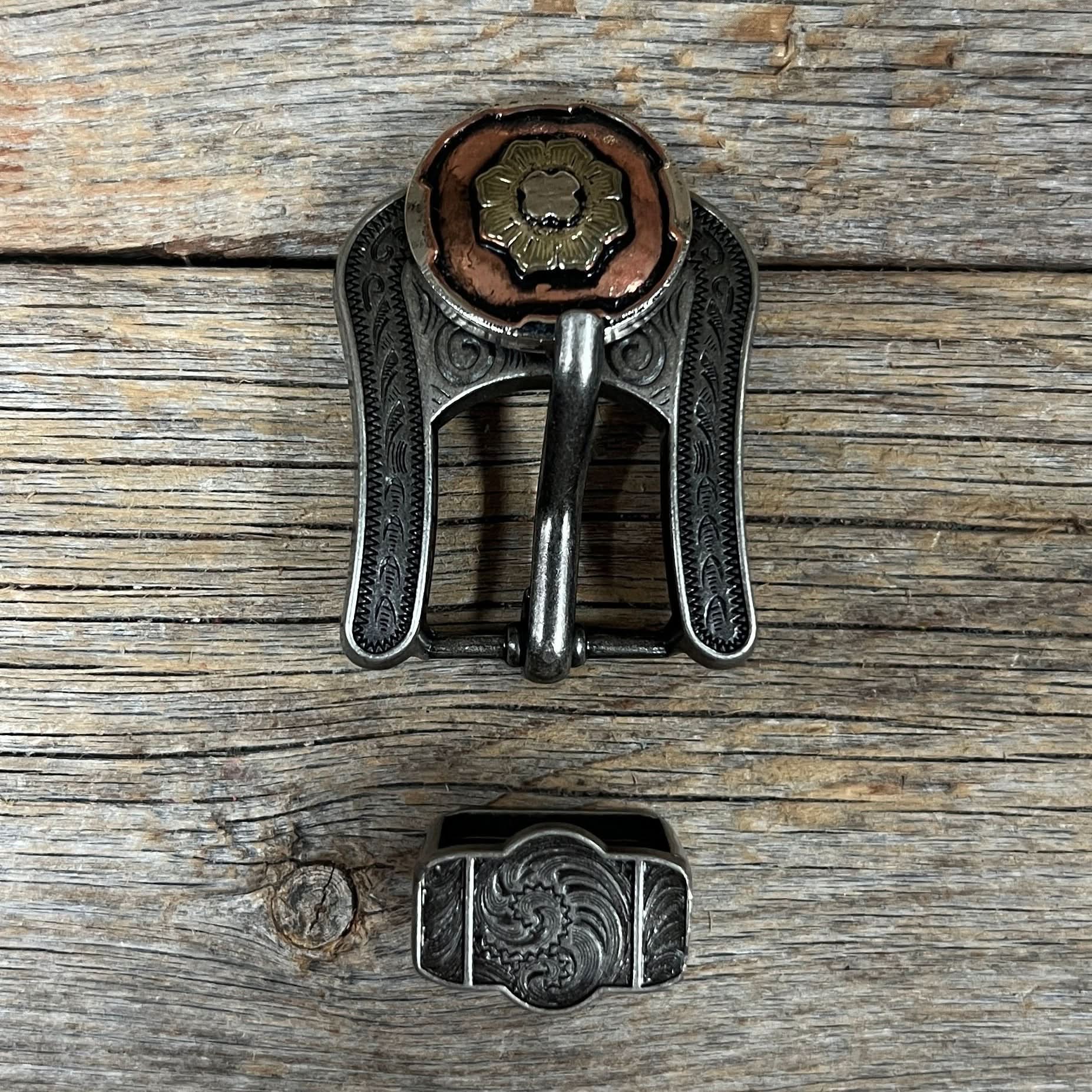 Copper & Gold Flower Western Concho W192