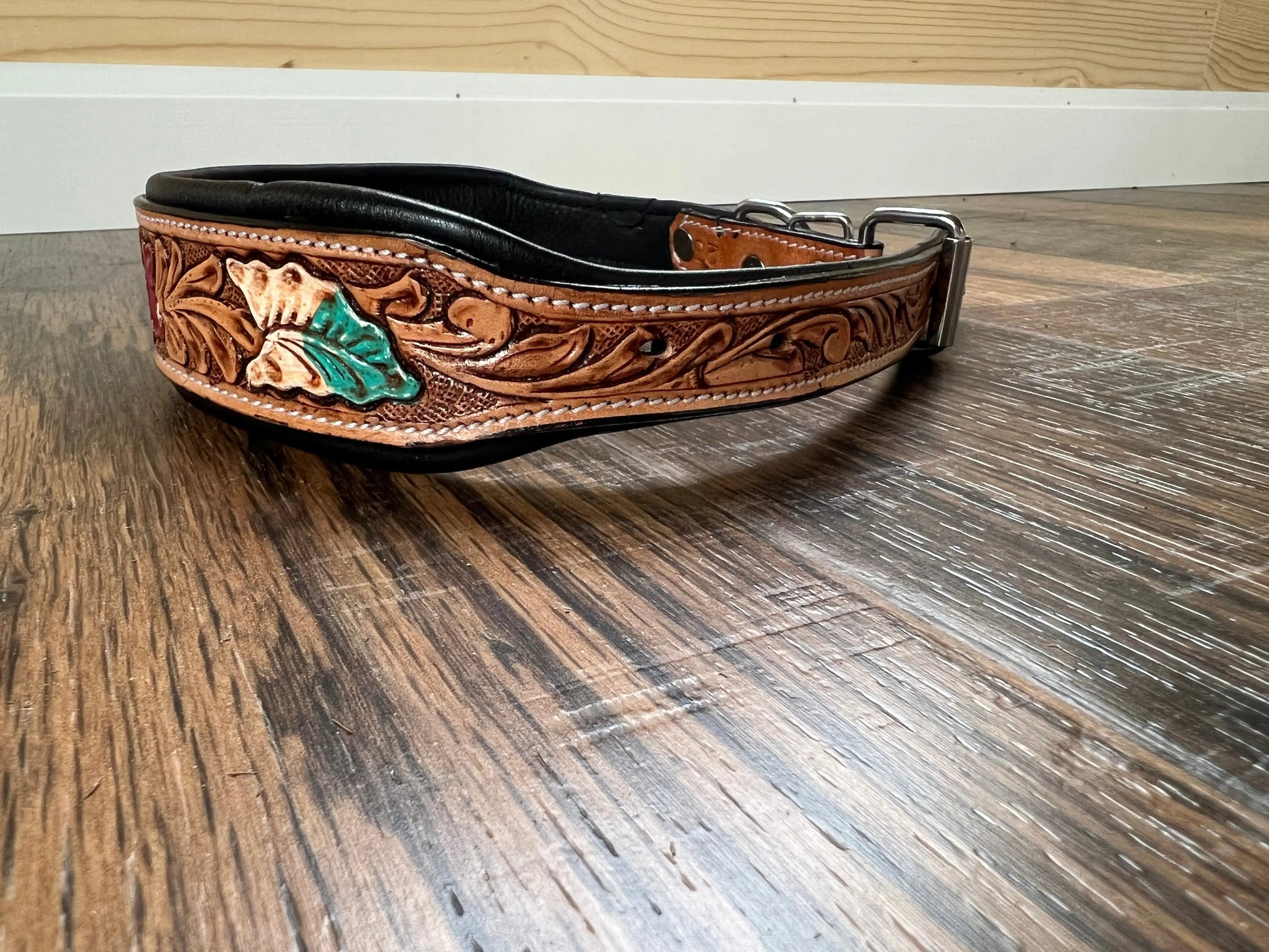 Handcrafted Padded Leather Tooled Dog Collar Red Leaf