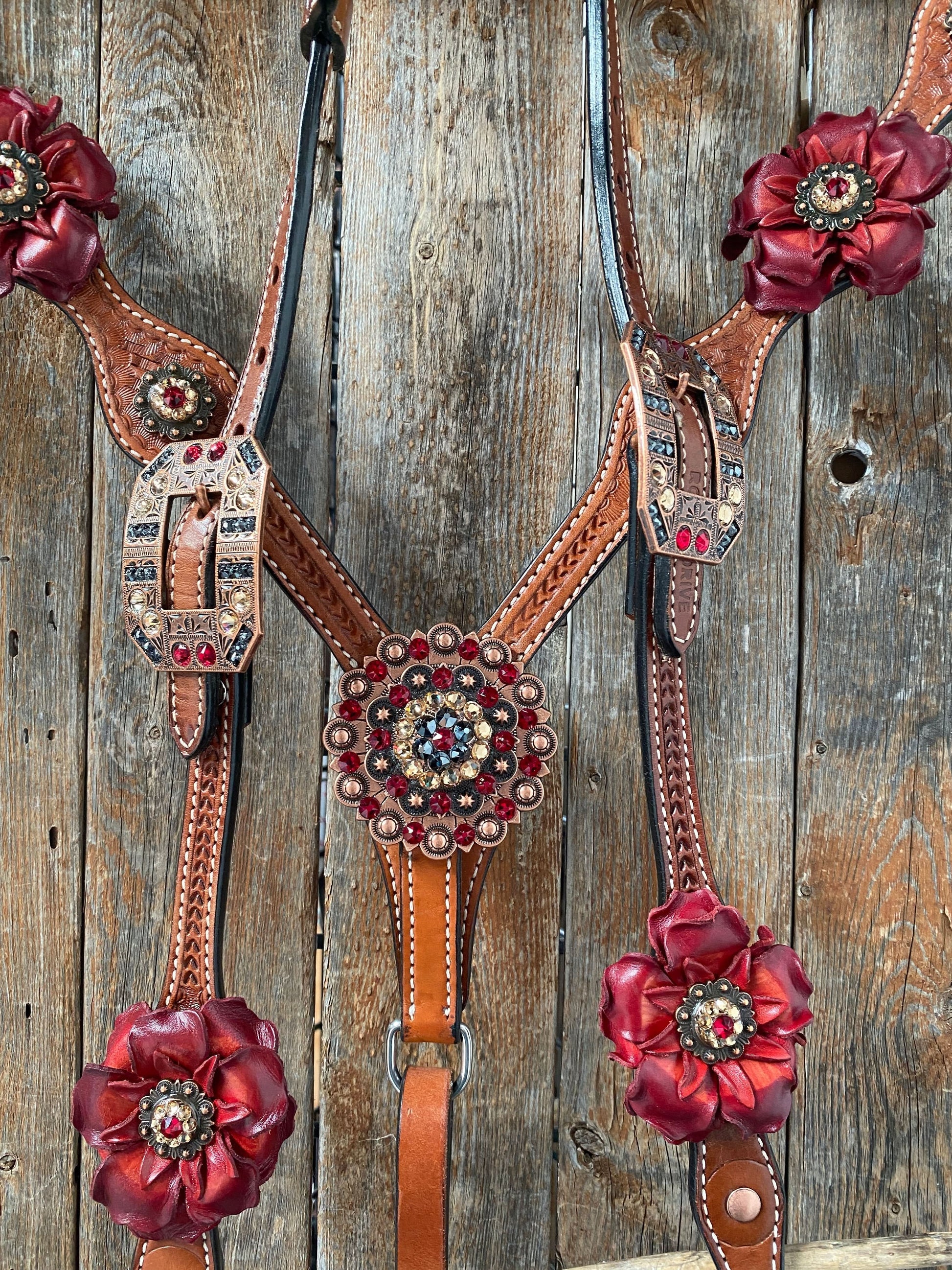 Light Oil Basketweave Champagne and Red One Ear & Breastcollar Tack Set #OEBC432