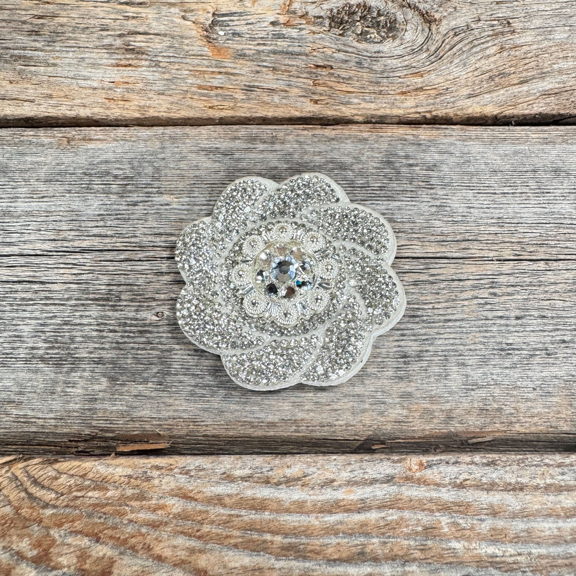 White Flower Rhinestone Rosette - Assorted Conchos