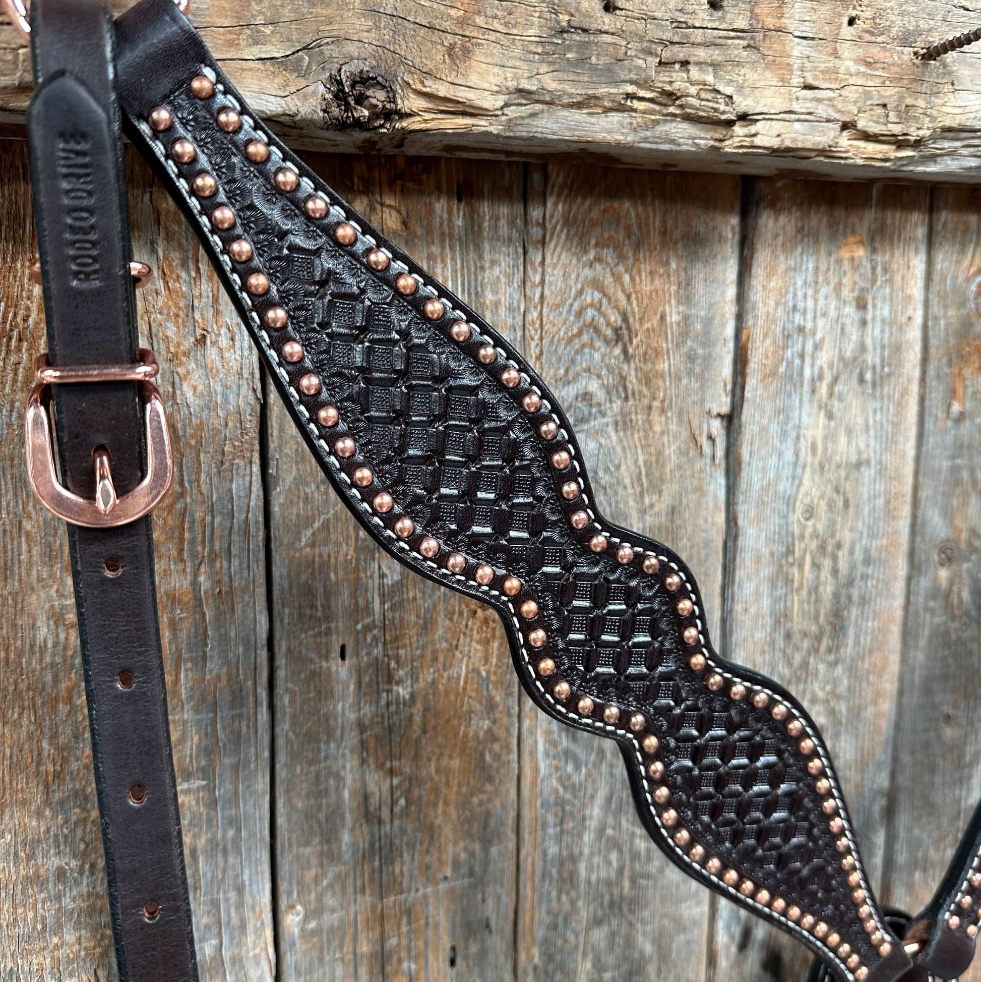 Dark Oil Honeycomb Tooled with Copper Dots Breastcollar